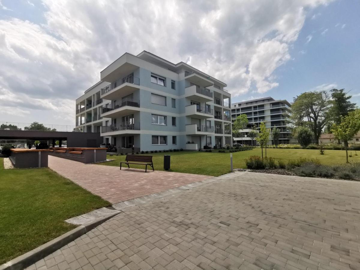 Vizpart Honved Apartman Balatonlelle Eksteriør billede