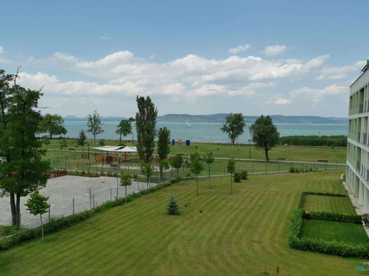Vizpart Honved Apartman Balatonlelle Eksteriør billede